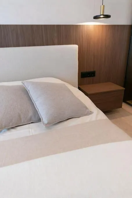 Cozy Elegant 2Br Apt + Free Parking Next To Paradise Mall Sofia 0*,